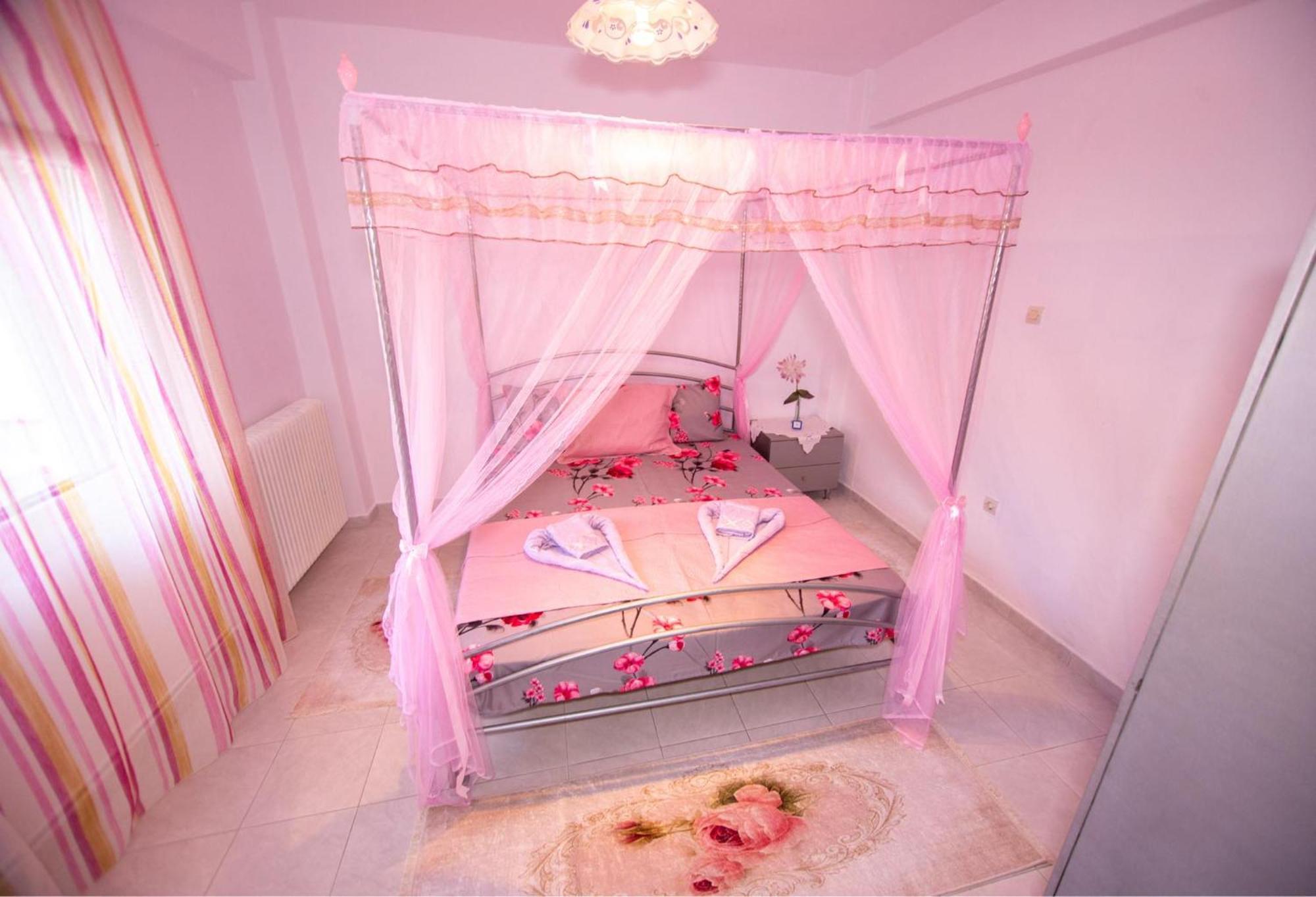 Titika House Guest House Nea Vrasna Luaran gambar